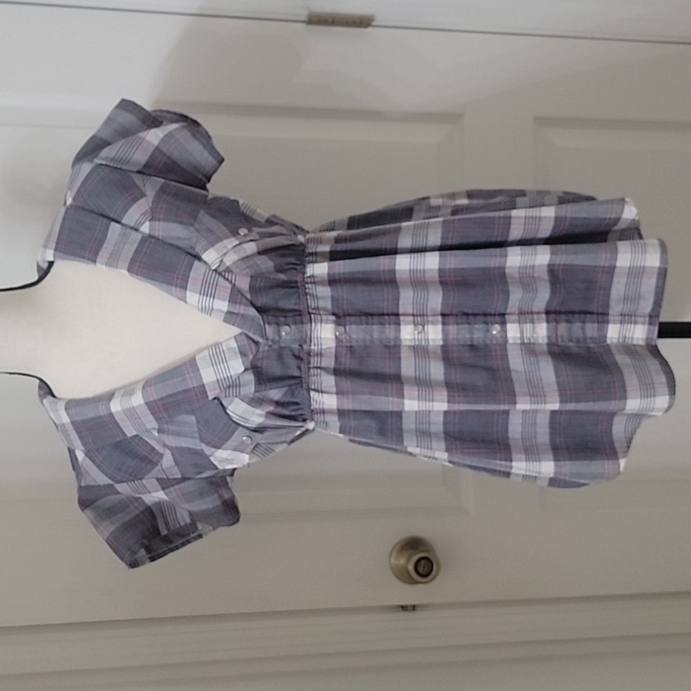 Urban Renewal Size S/M Prairie Style Top with Pearl Snap Closure.  EUC